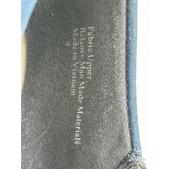 Amelia Grace Blue Vegan Suede Round Toe Heel Ankle Boots Size 9 - Picture 6 of 6